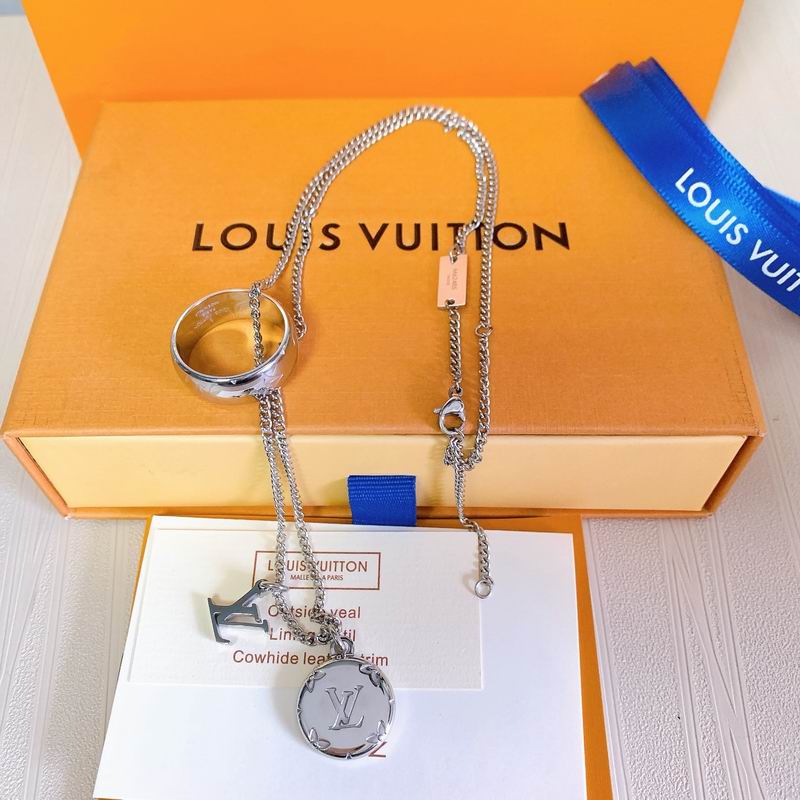 LV Necklace 05yxh107